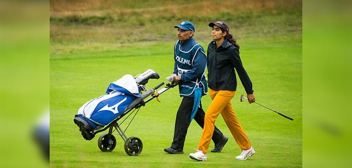 Diksha Dagar with her father Col Dagar on the bag