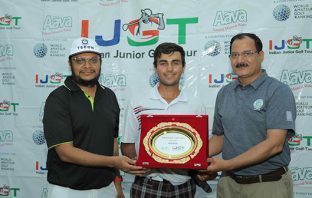 Kaushal Shah (IJGT), Ishaan Chawhan (Winner) & Sudershan Singh (GM, Kalhaar Blues & Greens)