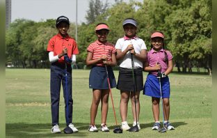 Junior Golfers at an Albatross event
