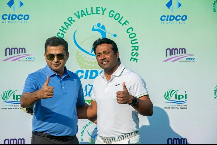 Dr. Sanjay Mukherjee IAS, Vice Chairman & Managing Director – CIDCO – Kharghar, Navi Mumbai with Leander Paes.