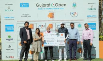 Karandeep Kochhar receives the winning cheque and trophy from Ms. Khyati Nayak, Head - Business Development, Gujarat Tourism (2nd from left) and Mr. Dinesh Shah, Chairman, Navratna Group (3rd from left). The other dignitaries seen in the picture are Mr. Devang Shah, MD, Navratna Group (2nd from right), Mr. Pranav Shah, MD, Navratna Group (extreme right) and Mr. Uttam Singh Mundy, CEO, PGTI (extreme left).