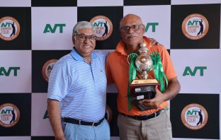 Dilip Thomas with Champion of the Year - Ankur Prakash (R)