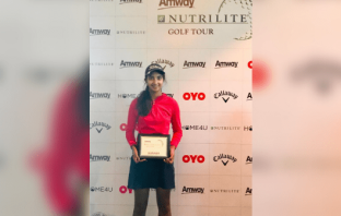 Kashika Misra wins Girls A&B Category at DLF Golf & CC